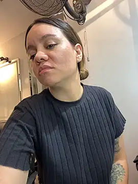 ChloeRosses online show from 21, 4, 2026