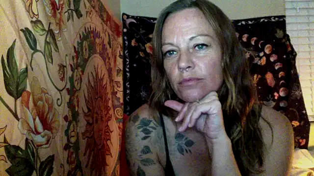 DesertLuxe online show from 3, 10, 2025