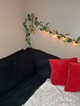 DesertLuxe online show from 6, 2, 2026