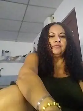 MEYBELLATINA online show from 7, 2, 2026