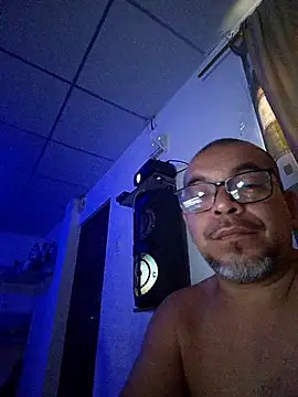 Snapshot of ANTHONYHOTT69 chatting on 7, 5, 2026 ANTHONYHOTT69 online show from 7, 5, 2026