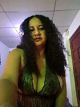 Snapshot of ANTHONYHOTT69 chatting on 8, 5, 2026 ANTHONYHOTT69 online show from 8, 5, 2026