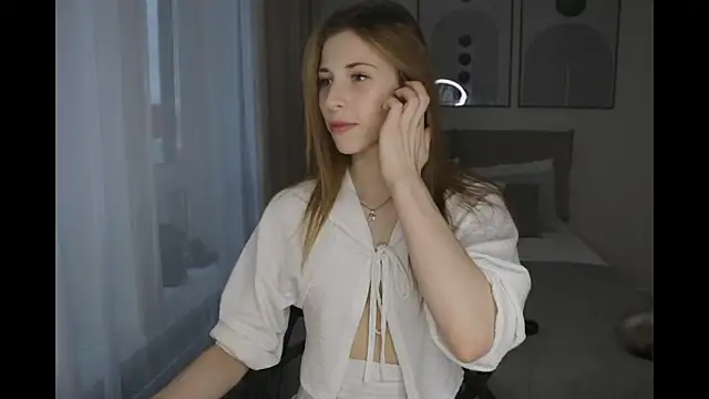 magnificent Destiny online show from 11, 11, 2025