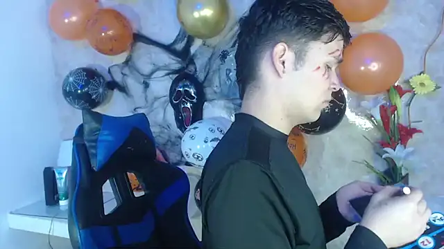 Aaron Foxxx online show from 26, 10, 2025