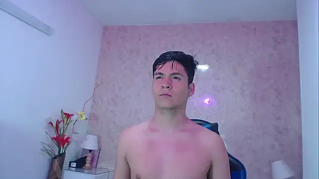 Aaron Foxxx online show from 9, 10, 2025