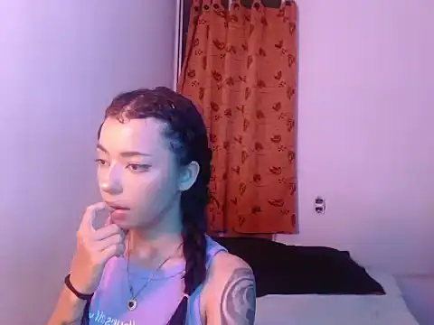 Snapshot of kiyusweetcrazy chatting on 10, 10, 2025 kiyusweetcrazy online show from 10, 10, 2025
