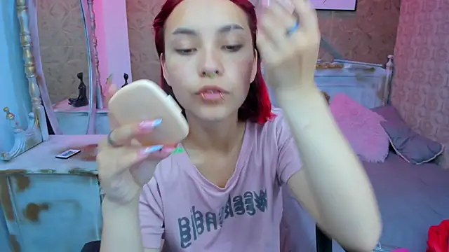 Megane whitte online show from 6, 11, 2025