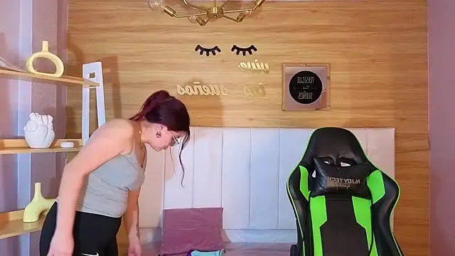 draviana a  online show from 26, 11, 2025