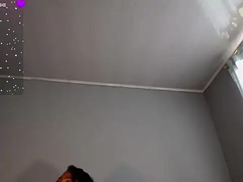 Snapshot of Kayla_Sweettlove chatting on 5, 11, 2025 Kayla Sweettlove online show from 5, 11, 2025