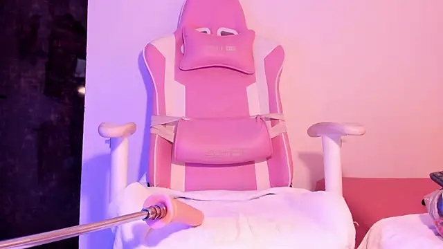 allyson petite online show from 15, 11, 2025