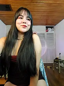 Snapshot of Ariane_Elisse1 chatting on 4, 10, 2025 Ariane Elisse1 online show from 4, 10, 2025