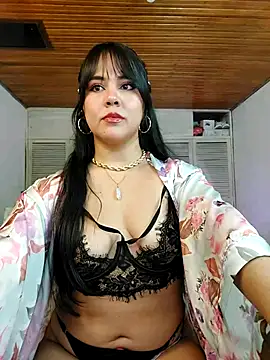 Snapshot of Ariane_Elisse1 chatting on 5, 10, 2025 Ariane Elisse1 online show from 5, 10, 2025