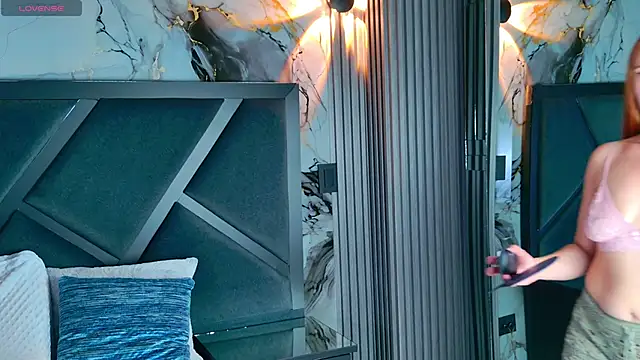 LexyRooss online show from 19, 11, 2025