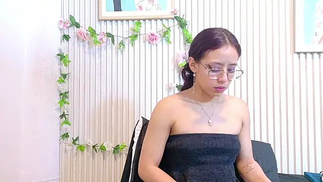 Abrilmirren online show from 7, 3, 2026