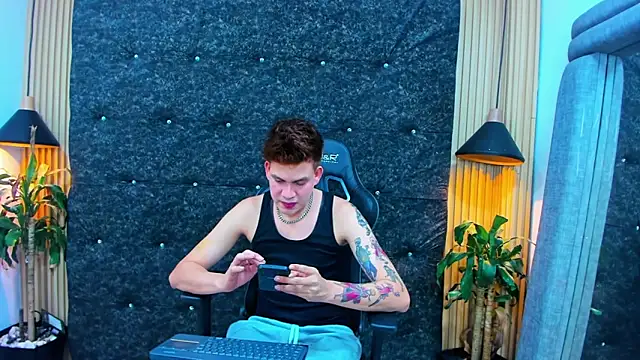 Shadowhunters  online show from 25, 9, 2025
