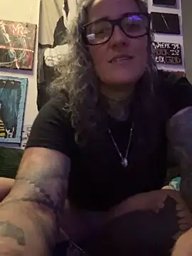 Snapshot of inkdmagz chatting on 31, 5, 2026 inkdmagz online show from 31, 5, 2026