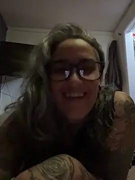 Snapshot of inkdmagz chatting on 22, 7, 2026 inkdmagz online show from 22, 7, 2026