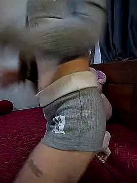 Quynhbabysexy online show from 28, 2, 2026