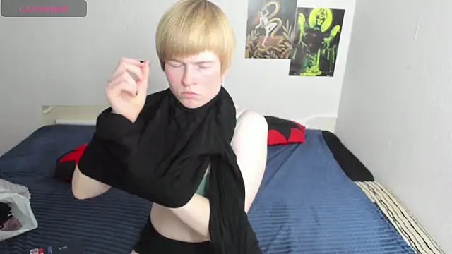 Snapshot of Cattie_w_ chatting on 15, 11, 2025 Cattie w online show from 15, 11, 2025