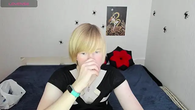 Snapshot of Cattie_w_ chatting on 30, 10, 2025 Cattie w online show from 30, 10, 2025