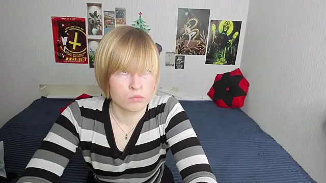 Cattie w  online show from 24, 3, 2026