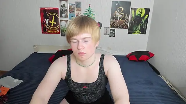 Cattie w  online show from 14, 4, 2026