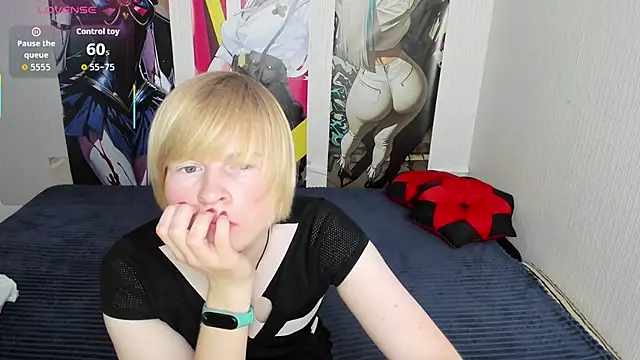 Snapshot of Cattie_w_ chatting on 17, 10, 2025 Cattie w online show from 17, 10, 2025