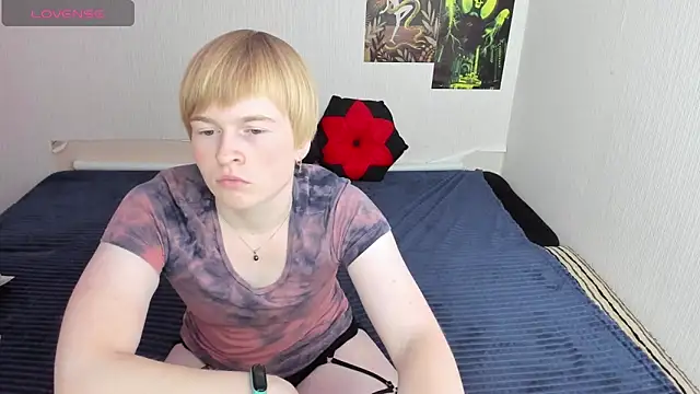 Snapshot of Cattie_w_ chatting on 6, 11, 2025 Cattie w online show from 6, 11, 2025