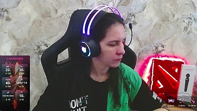 Irwi Tomboy online show from 29, 3, 2026