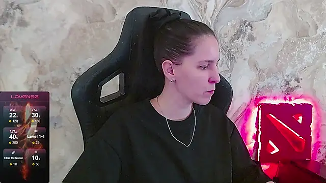 Irwi Tomboy online show from 24, 4, 2026