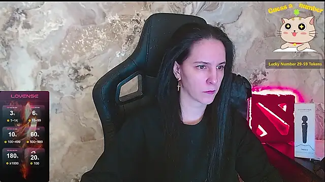 Irwi Tomboy online show from 9, 3, 2026