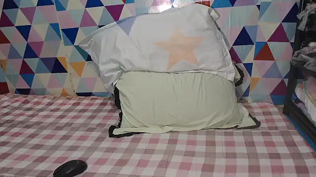 sassyerica69 online show from 5, 11, 2025