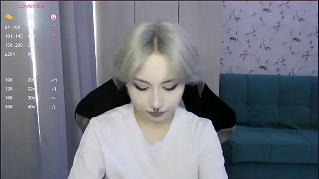 Snapshot of LeisaHopperstad chatting on 24, 6, 2026 LeisaHopperstad online show from 24, 6, 2026