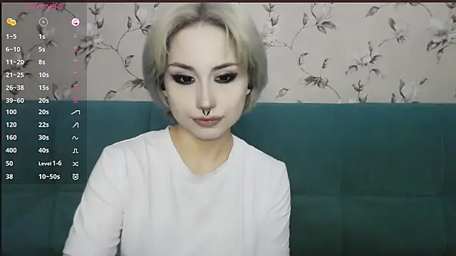Snapshot of LeisaHopperstad chatting on 3, 7, 2026 LeisaHopperstad online show from 3, 7, 2026