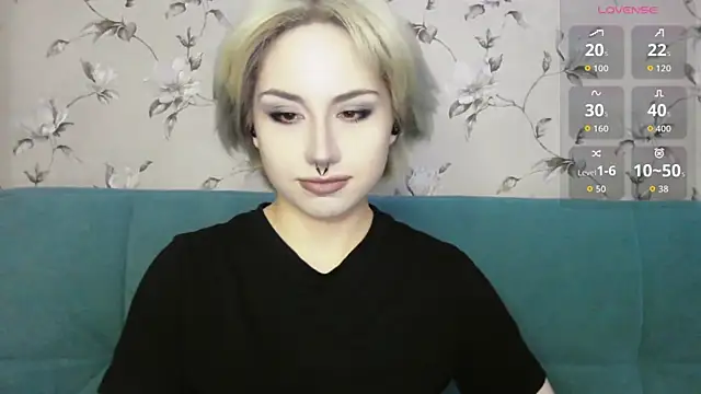 Snapshot of LeisaHopperstad chatting on 6, 7, 2026 LeisaHopperstad online show from 6, 7, 2026