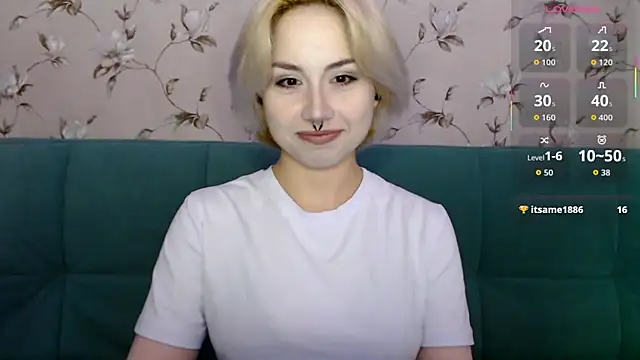 Snapshot of LeisaHopperstad chatting on 15, 7, 2026 LeisaHopperstad online show from 15, 7, 2026