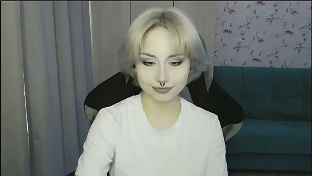 Snapshot of LeisaHopperstad chatting on 29, 6, 2026 LeisaHopperstad online show from 29, 6, 2026