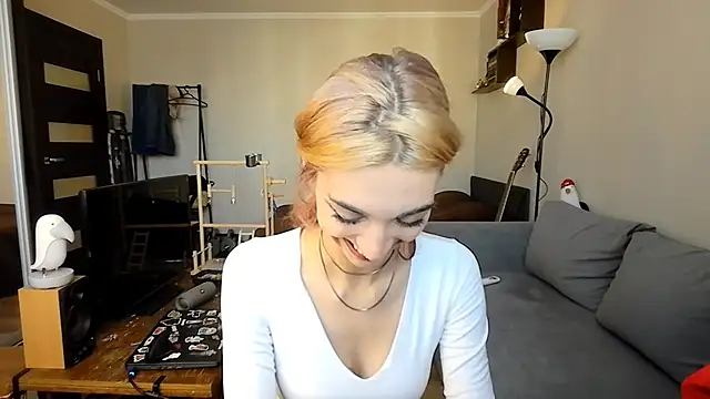 JillianBozak online show from 3, 10, 2025