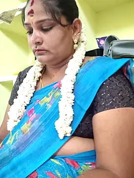 navyasree143 online show from 18, 4, 2026