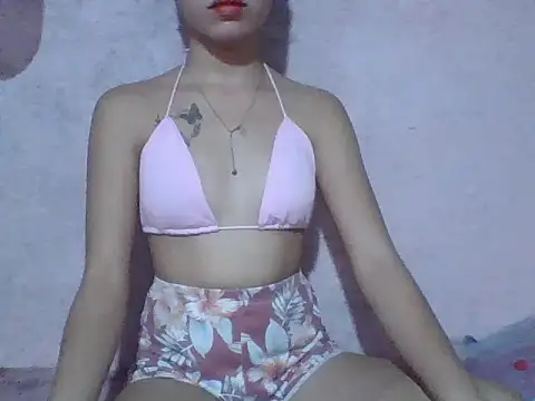SweetPussie18x online show from 30, 6, 2026