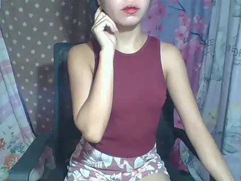 Snapshot of SweetPussie18x chatting on 13, 5, 2026 SweetPussie18x online show from 13, 5, 2026