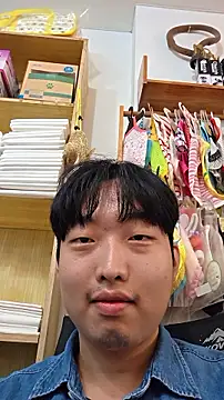 Snapshot of inkwon21 chatting on 12, 10, 2025 inkwon21 online show from 12, 10, 2025