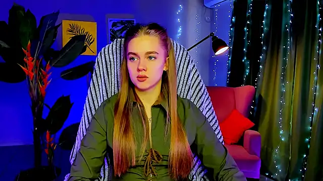 JuneWoods online show from 6, 2, 2026