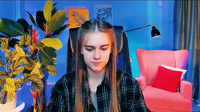 JuneWoods online show from 2, 4, 2026