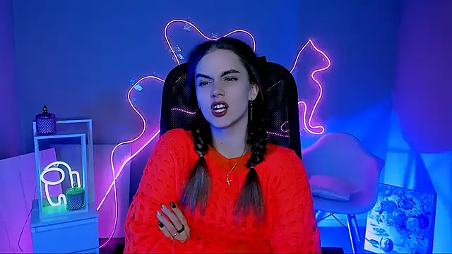 JuneWoods online show from 6, 3, 2026