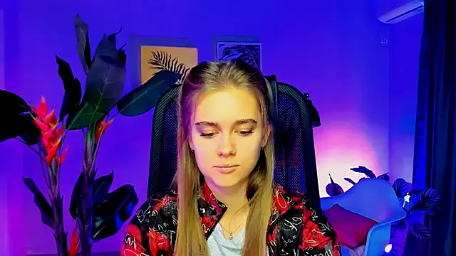 JuneWoods online show from 19, 11, 2025