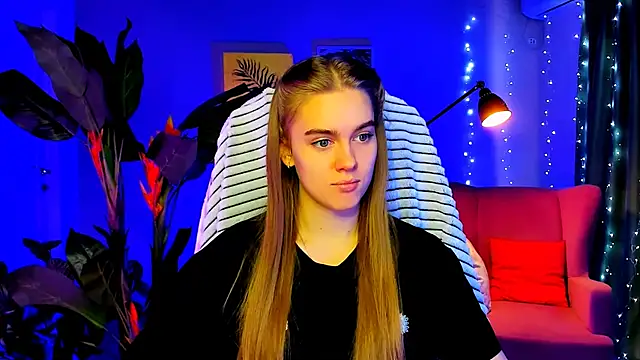 JuneWoods online show from 25, 2, 2026