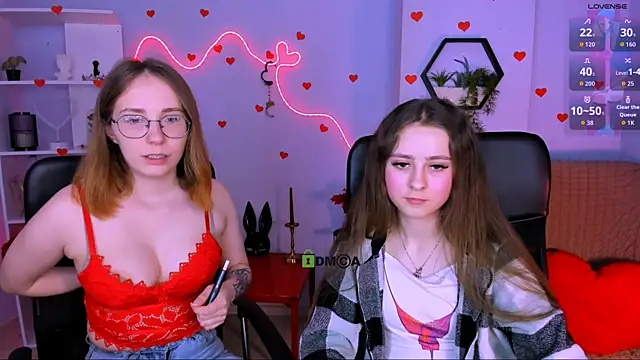 rebecca smile online show from 13, 4, 2026