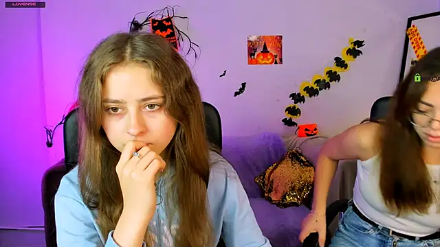 rebecca smile online show from 22, 10, 2025