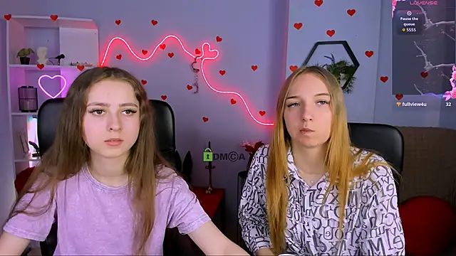 rebecca smile online show from 24, 4, 2026